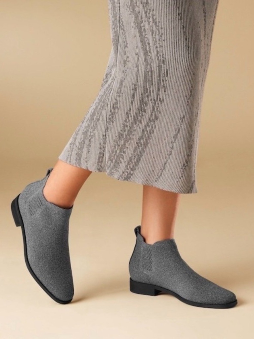 Women's Gray Knit Chelsea Ankle Boots